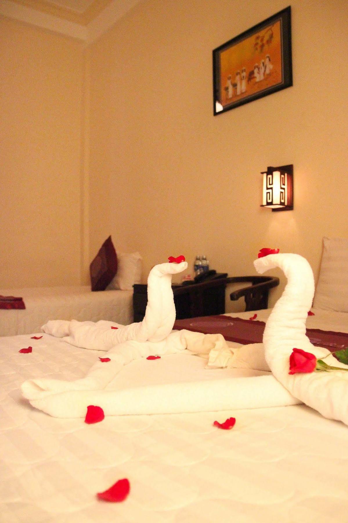 Cozy Hue Hotel Exteriör bild